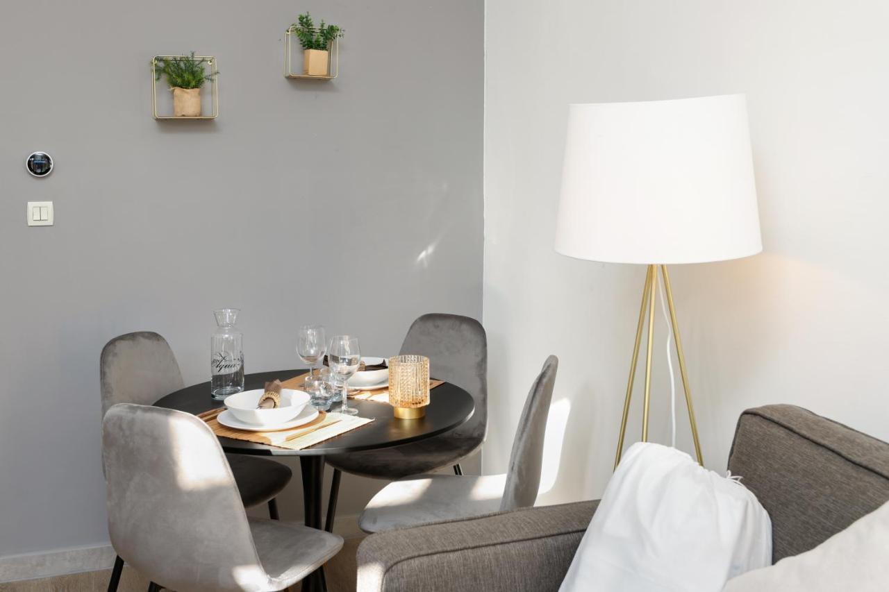 N1 Des Etudes Cosy Duplex Netflix Balcon Conciergeriedamecarcas Apartment Carcassonne Exterior photo