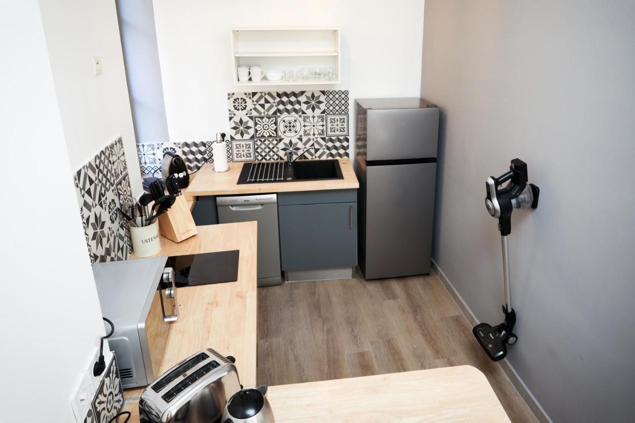 N1 Des Etudes Cosy Duplex Netflix Balcon Conciergeriedamecarcas Apartment Carcassonne Exterior photo